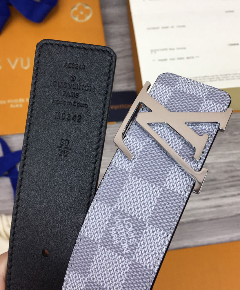 Louis Vuitton Belt Initiales 40mm Reversible Belt M0342Q Gray