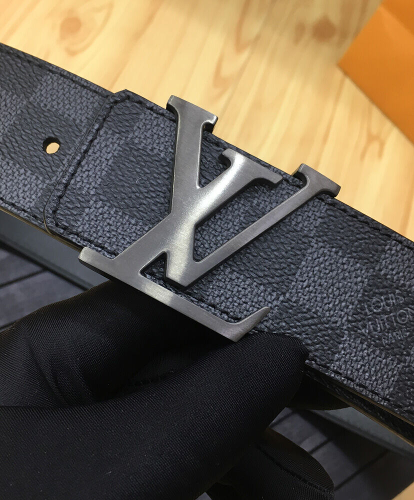 Louis Vuitton Belt LV Initiales 40mm Black