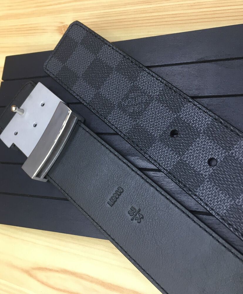 Louis Vuitton Belt LV Initiales 40mm Black