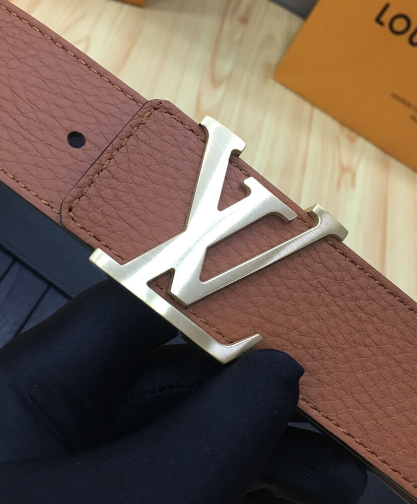 Louis Vuitton Belt LV Initiales Reversible Coffee