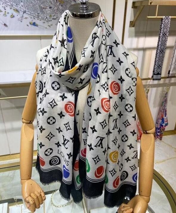 Louis Vuitton Scarf Women s LV Match Scarf White