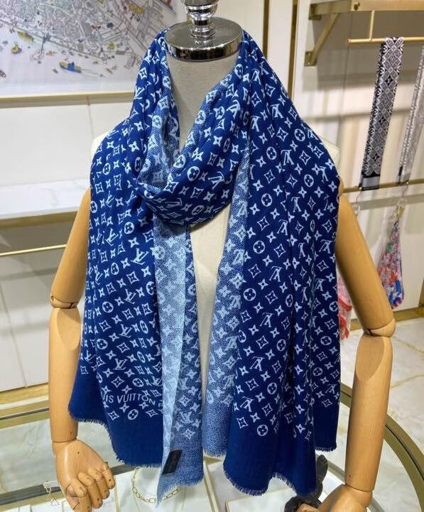 Louis Vuitton Scarf Women s Denim Gradient Long Scarf Blue