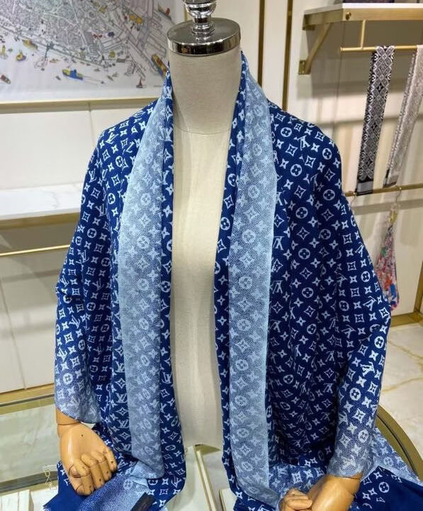 Louis Vuitton Scarf Women s Denim Gradient Long Scarf Blue