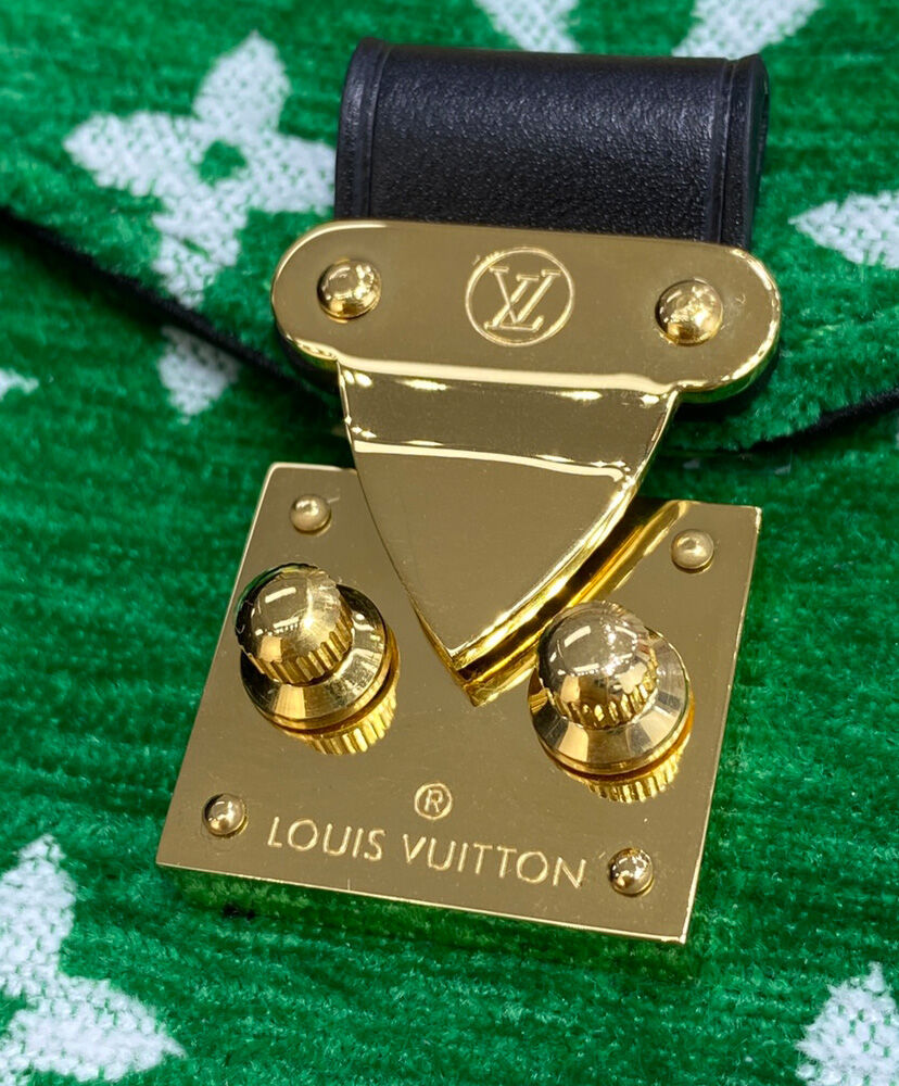 Louis Vuitton Micro Metis Green