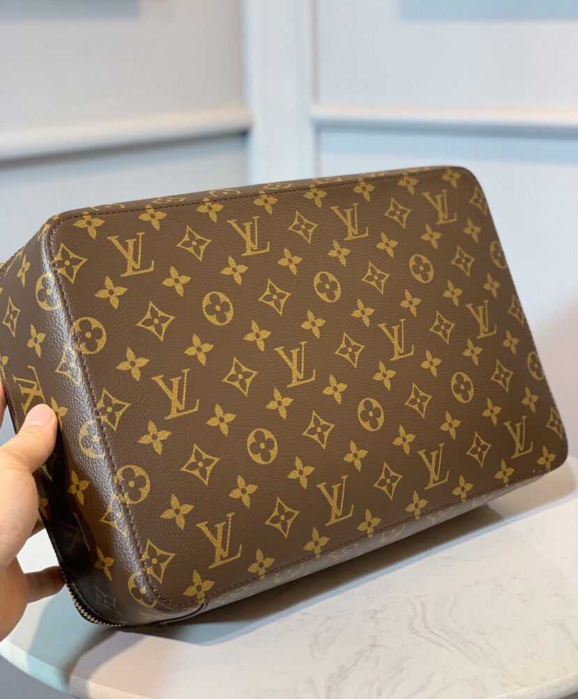 Louis Vuitton Packing Cube GM M43690 Brown