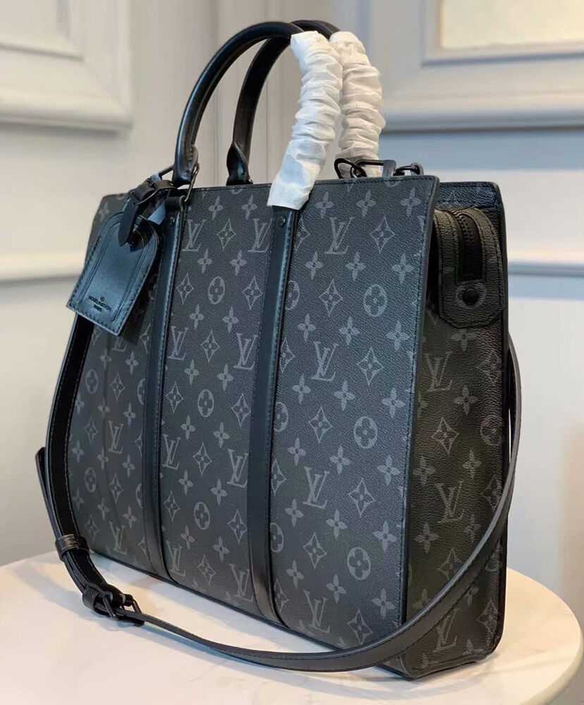 Louis Vuitton Sac Plat Horizontal Zippe M45265 Black