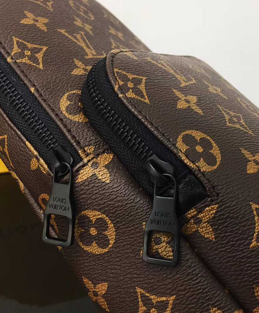 Louis Vuitton Avenue Sling Bag M41729 Brown