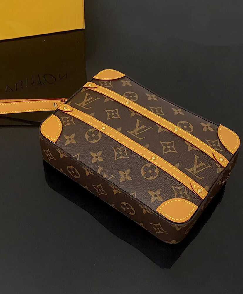 Louis Vuitton Soft Trunk Pouch M44779 Brown