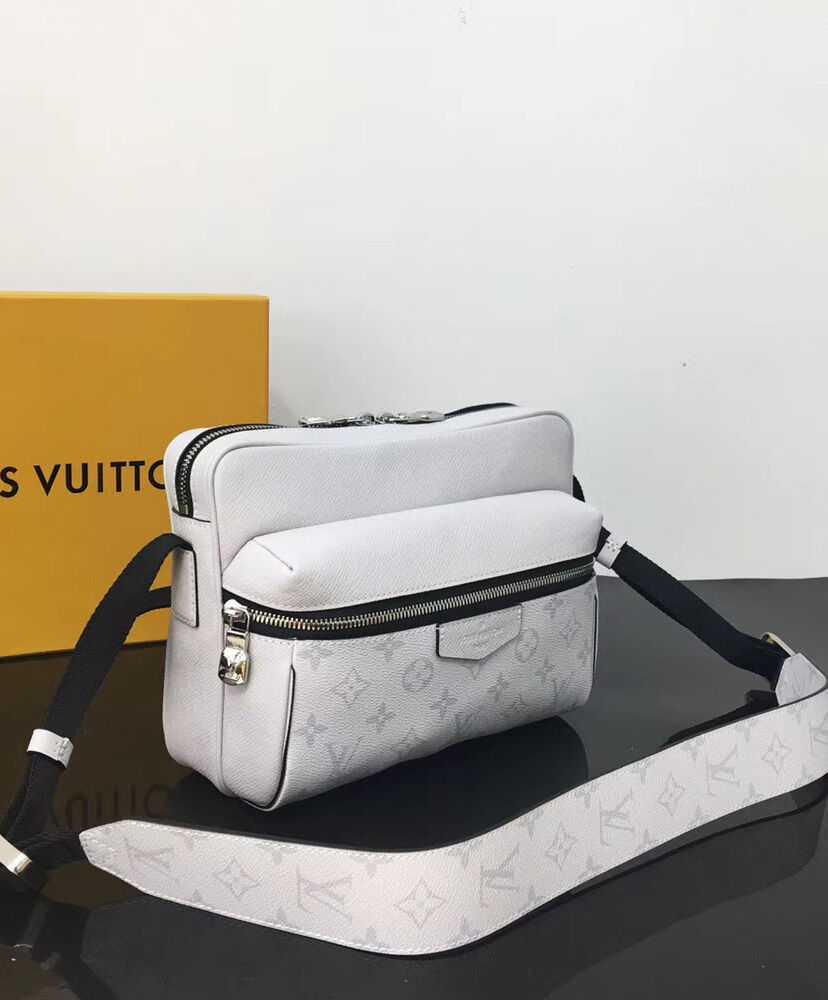 Louis Vuitton Outdoor Messenger M30233 White