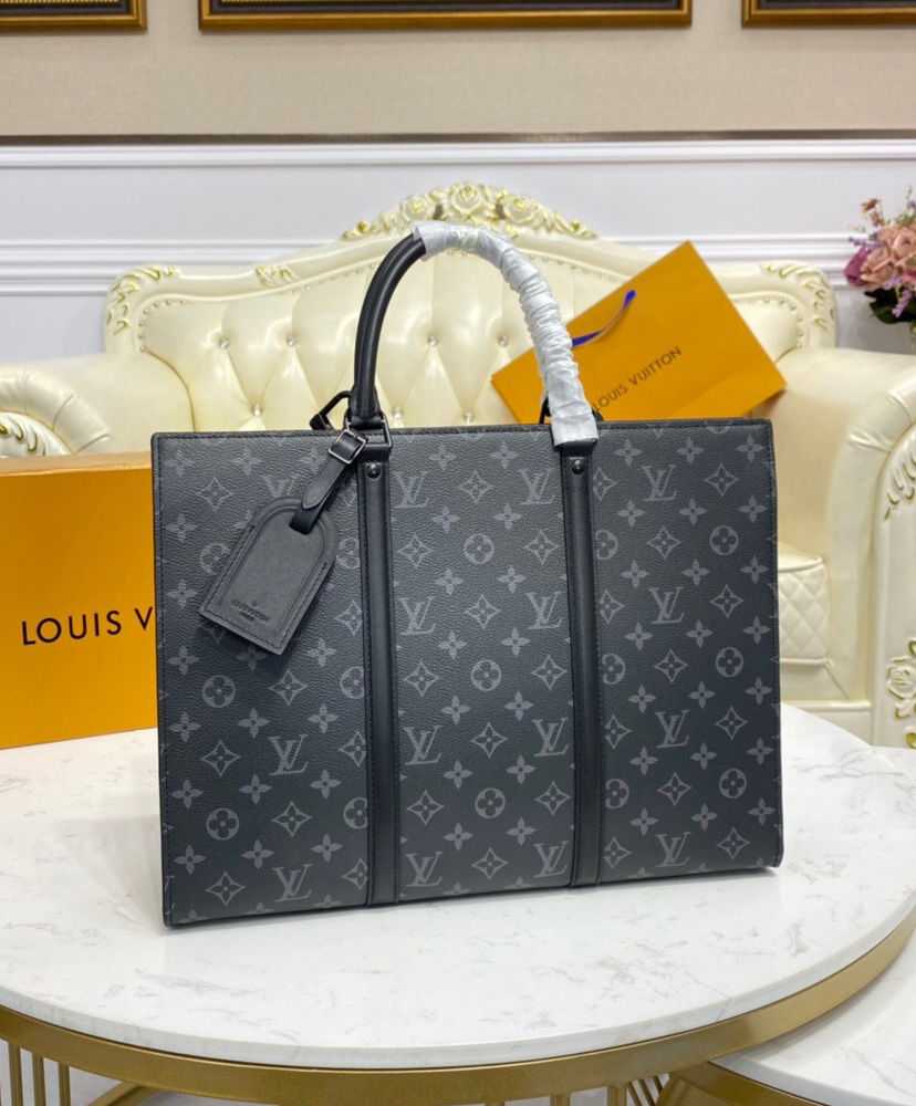 Louis Vuitton Sac Plat Horizontal Zippe M45265 Black