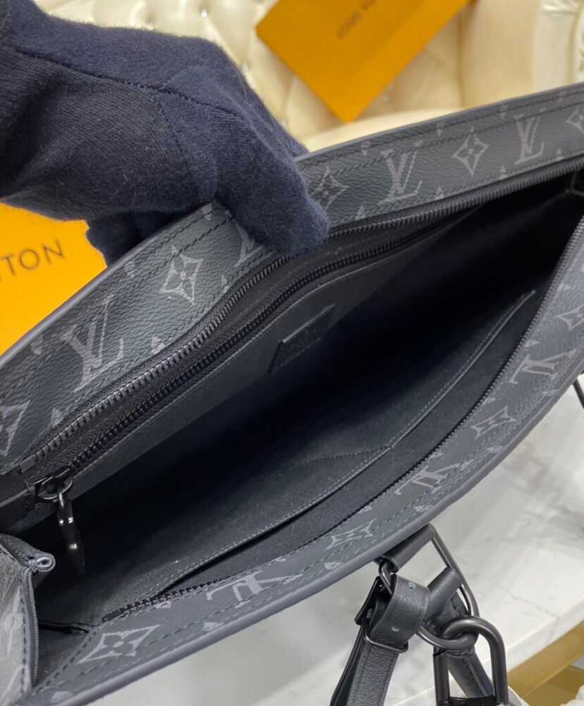 Louis Vuitton Sac Plat Horizontal Zippe M45265 Black