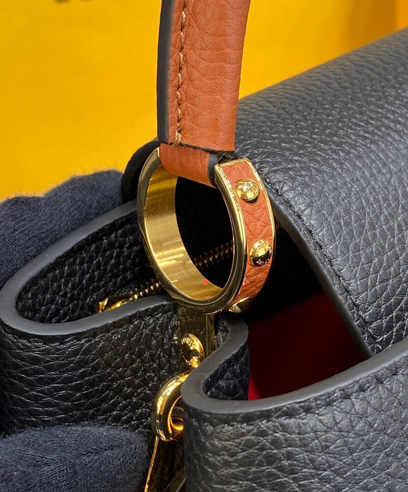 Louis Vuitton Capucines MM M59020 Black