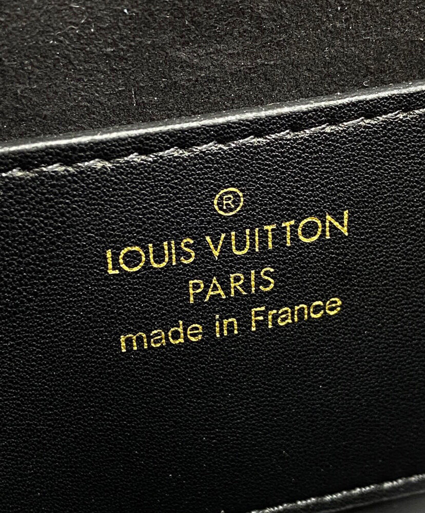 Louis Vuitton Twist MM M59029 M59031 Black