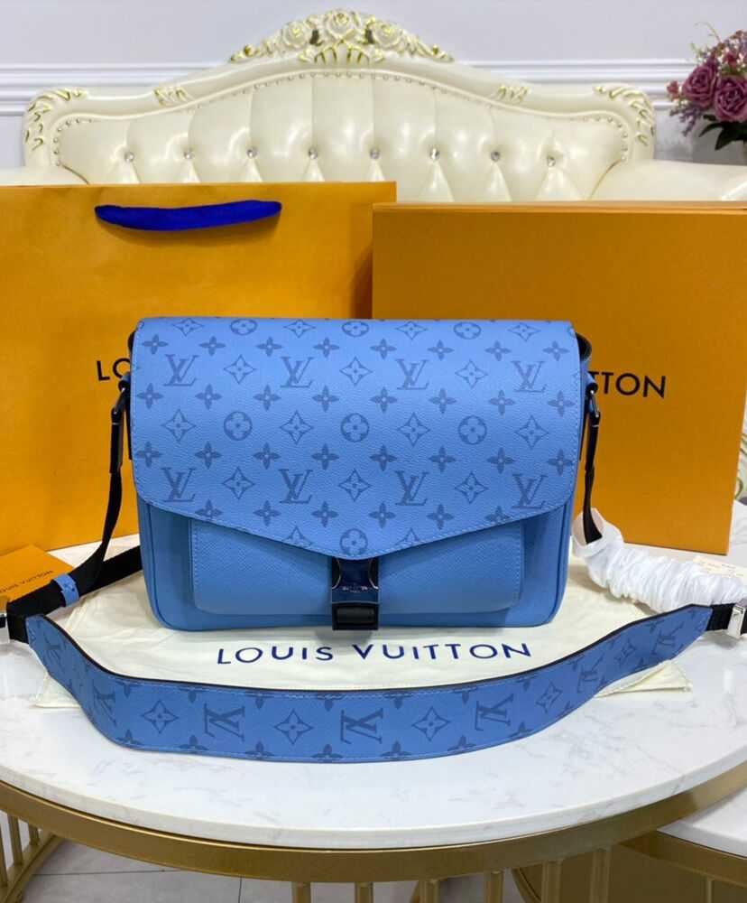 Louis Vuitton New Messenger M30745 M30746 Blue