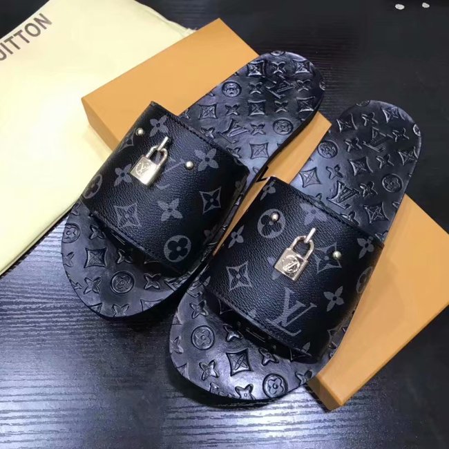 Louis Vuitton Outlet Mans slippers LV884TZ