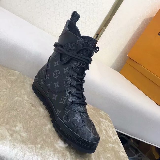 Louis Vuitton Outlet DIGITAL EXCLUSIVE HEART SNEAKER BOOT LV906SY black