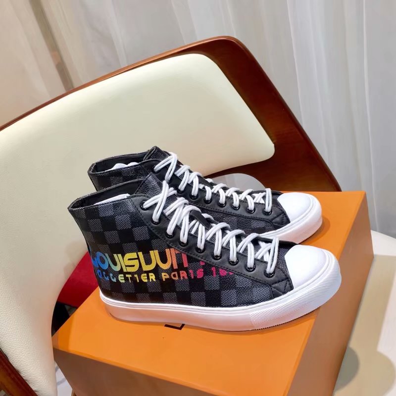 Louis Vuitton Outlet DIGITAL EXCLUSIVE HEART SNEAKER BOOT LV917Sy black