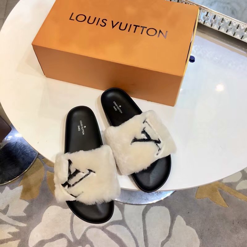 Louis Vuitton Outlet DIGITAL EXCLUSIVE BOM DIA FLAT MULE 1A4G98 white