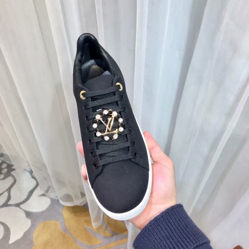 Louis Vuitton Outlet FRONTROW SNEAKER LVA927SY