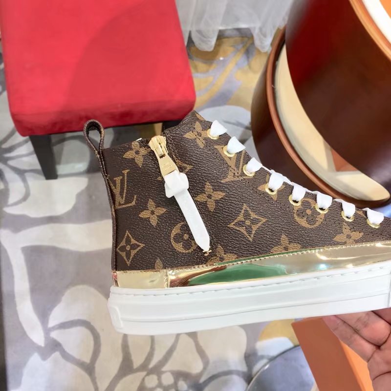 Louis Vuitton Outlet DIGITAL EXCLUSIVE HEART SNEAKER BOOT LV916Sy