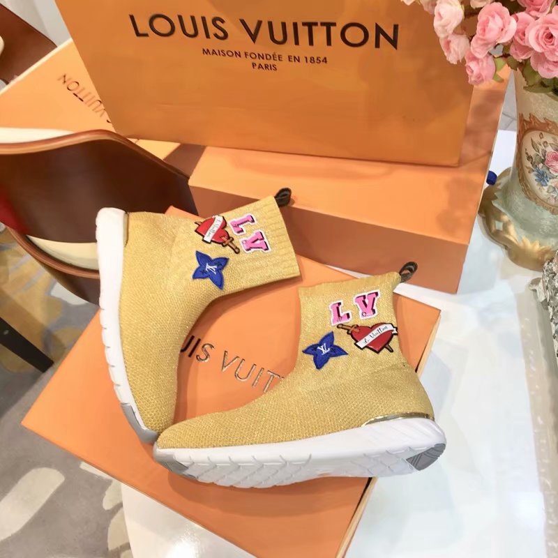 Louis Vuitton Outlet WONDERLAND FLAT RANGER LV922SY yellow