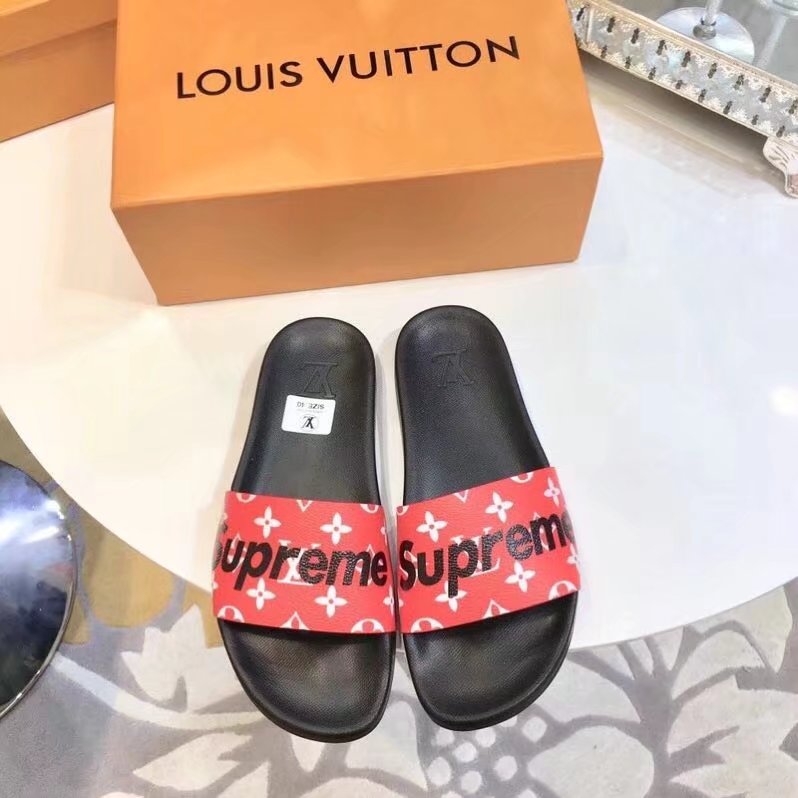 Louis Vuitton Outlet Lovers slippers LV861SY