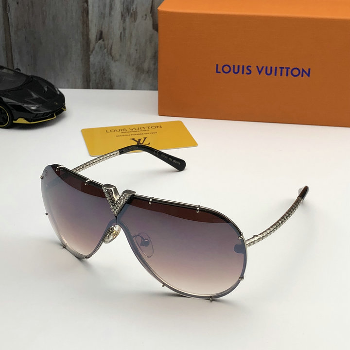 Louis Vuitton Outlet Louis Vuitton Sunglasses Top Quality LV5729_189