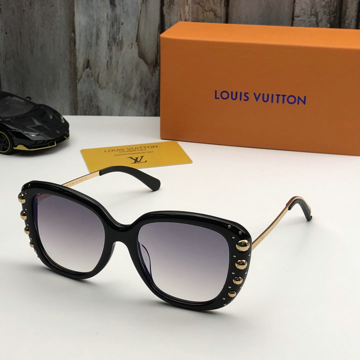 Louis Vuitton Outlet Louis Vuitton Sunglasses Top Quality LV5729_56