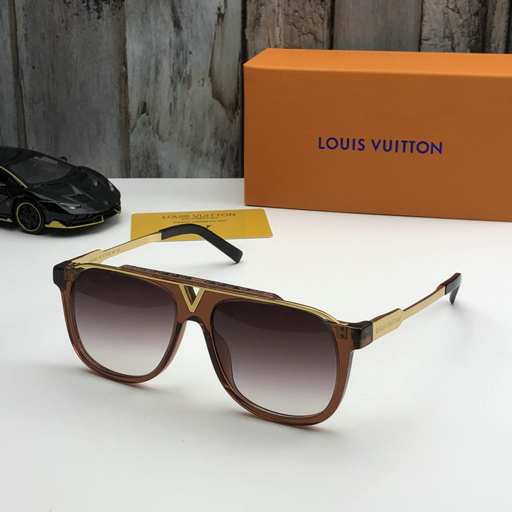 Louis Vuitton Outlet Louis Vuitton Sunglasses Top Quality LV5729_32