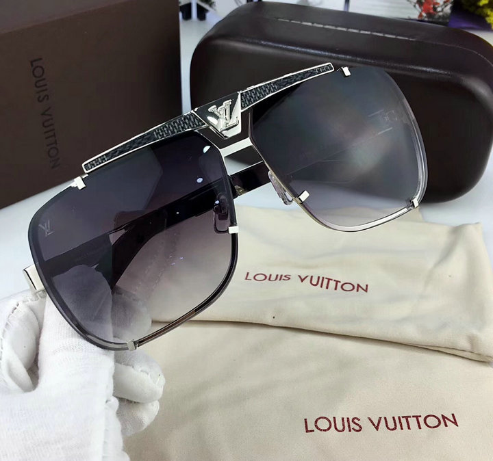 Louis Vuitton Outlet Louis Vuitton sunglasses top quality 0045