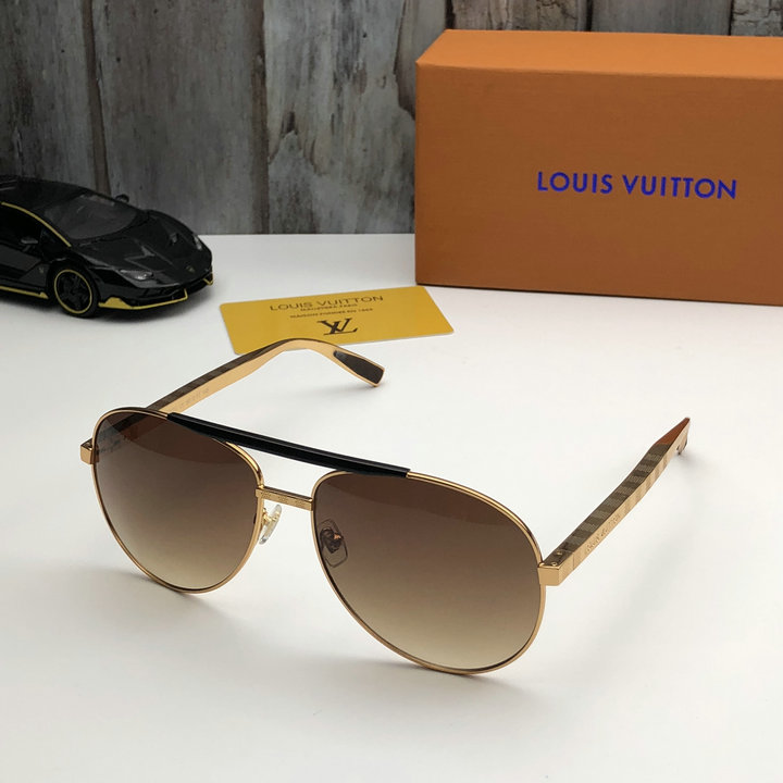 Louis Vuitton Outlet Louis Vuitton Sunglasses Top Quality LV5729_147