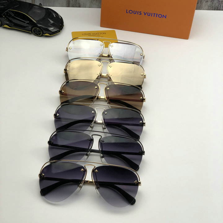 Louis Vuitton Outlet Louis Vuitton Sunglasses Top Quality LV5729_203