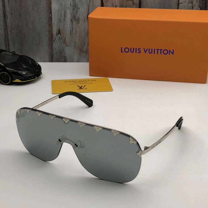 Louis Vuitton Outlet Louis Vuitton Sunglasses Top Quality LV5729_213