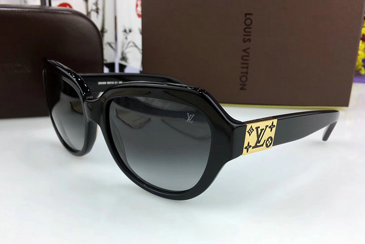 Louis Vuitton Outlet Louis Vuitton sunglasses top quality 0149