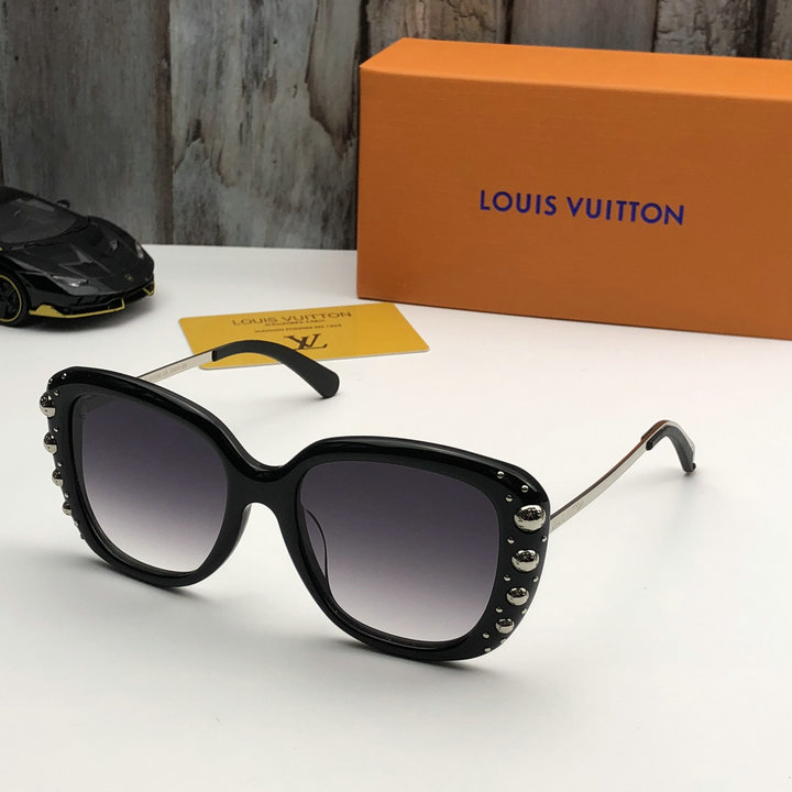 Louis Vuitton Outlet Louis Vuitton Sunglasses Top Quality LV5729_55